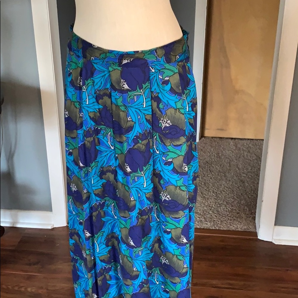 - Vintage  blue floral skirt woman’s medium - Picture 2 of 6